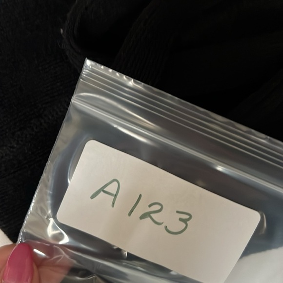 NWT Zara Women's Black Cropped Tank Top - Picture 8 of 8